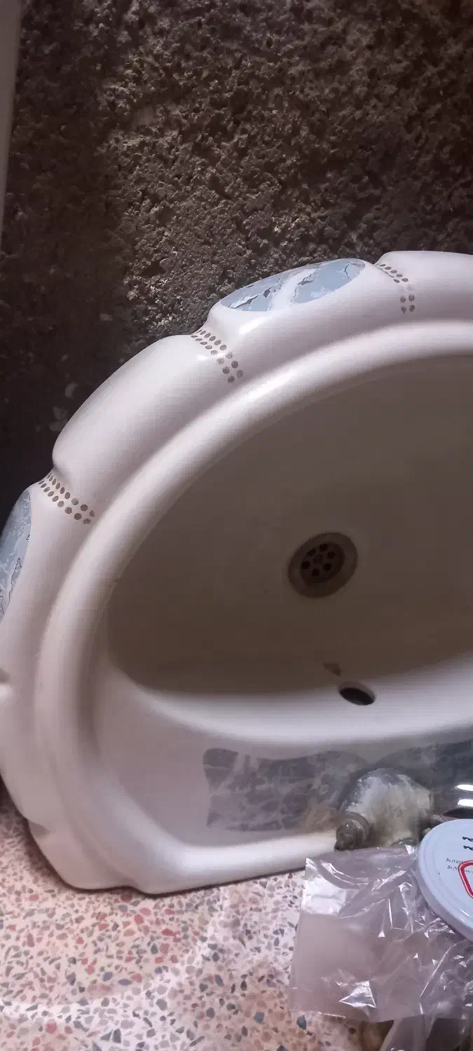 روشویی|لوازم سرویس بهداشتی|سلماس, |دیوار