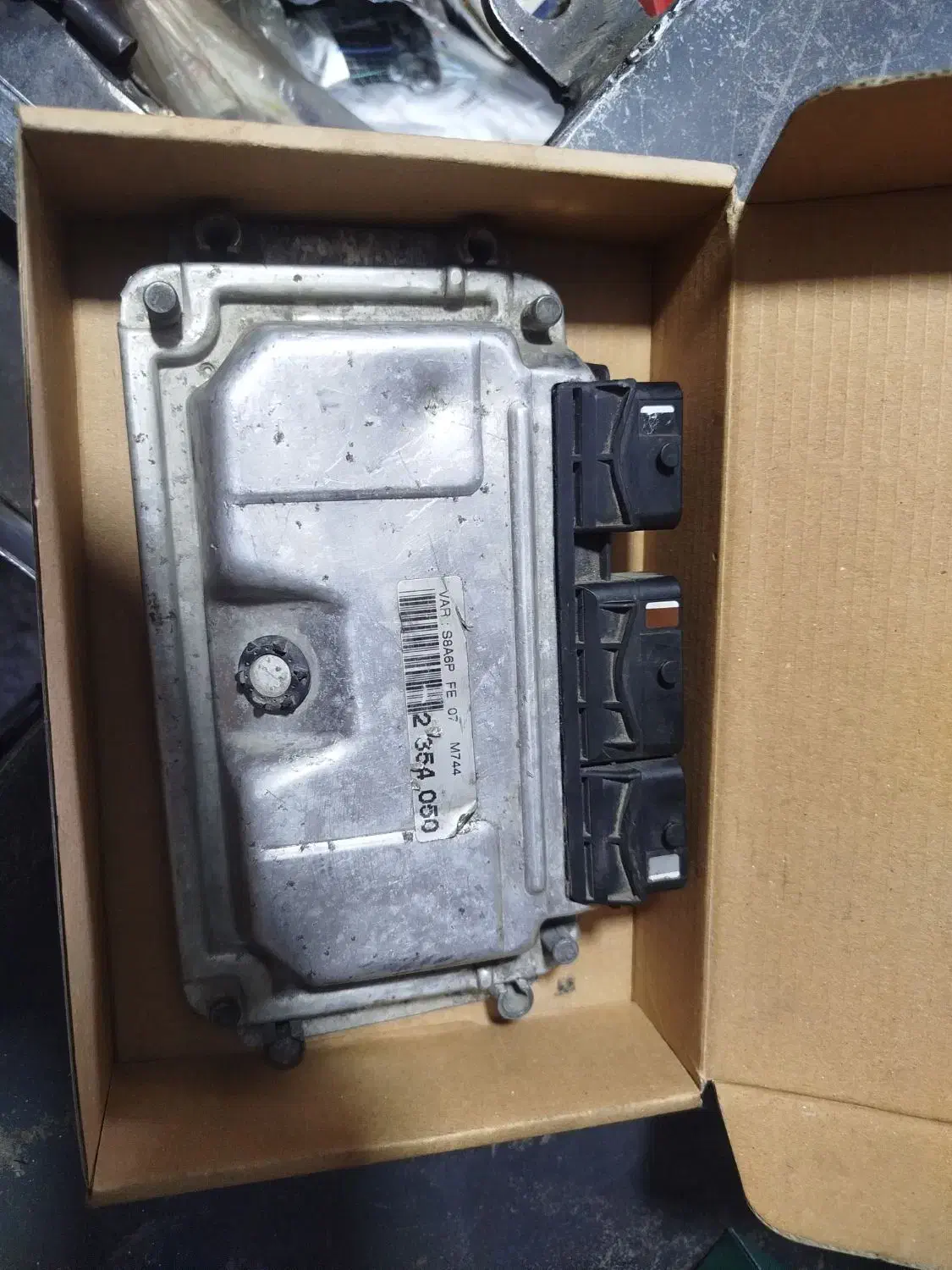 ایسیو بوش m744|قطعات یدکی و لوازم جانبی|سنندج, |دیوار