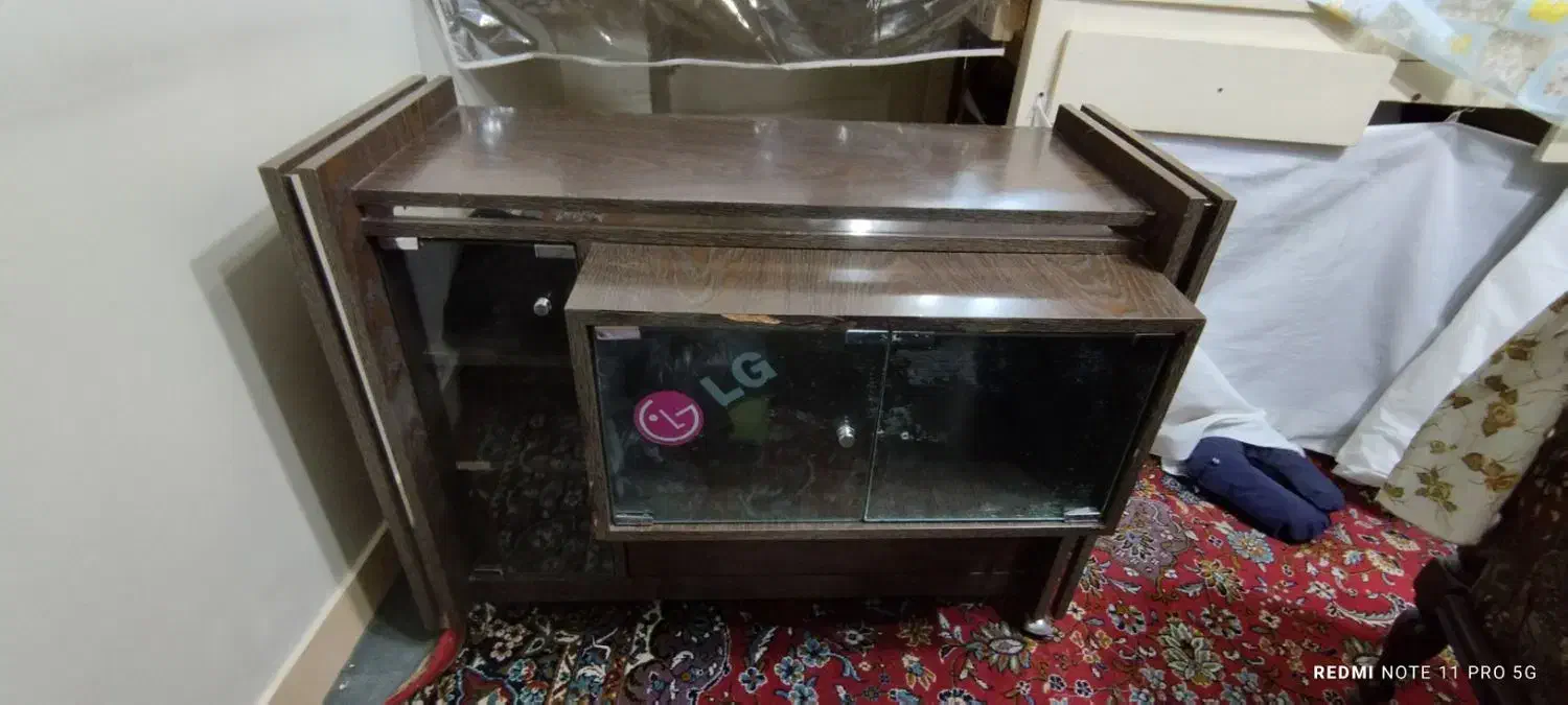 میز تلویزیون|میز تلویزیون|شاهین‌شهر, عطار|دیوار