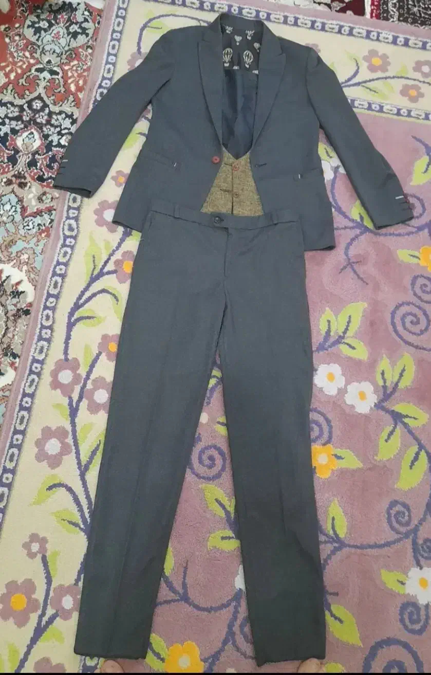 کت و شلوار شیک|لباس|محمدشهر, جعفرآباد|دیوار