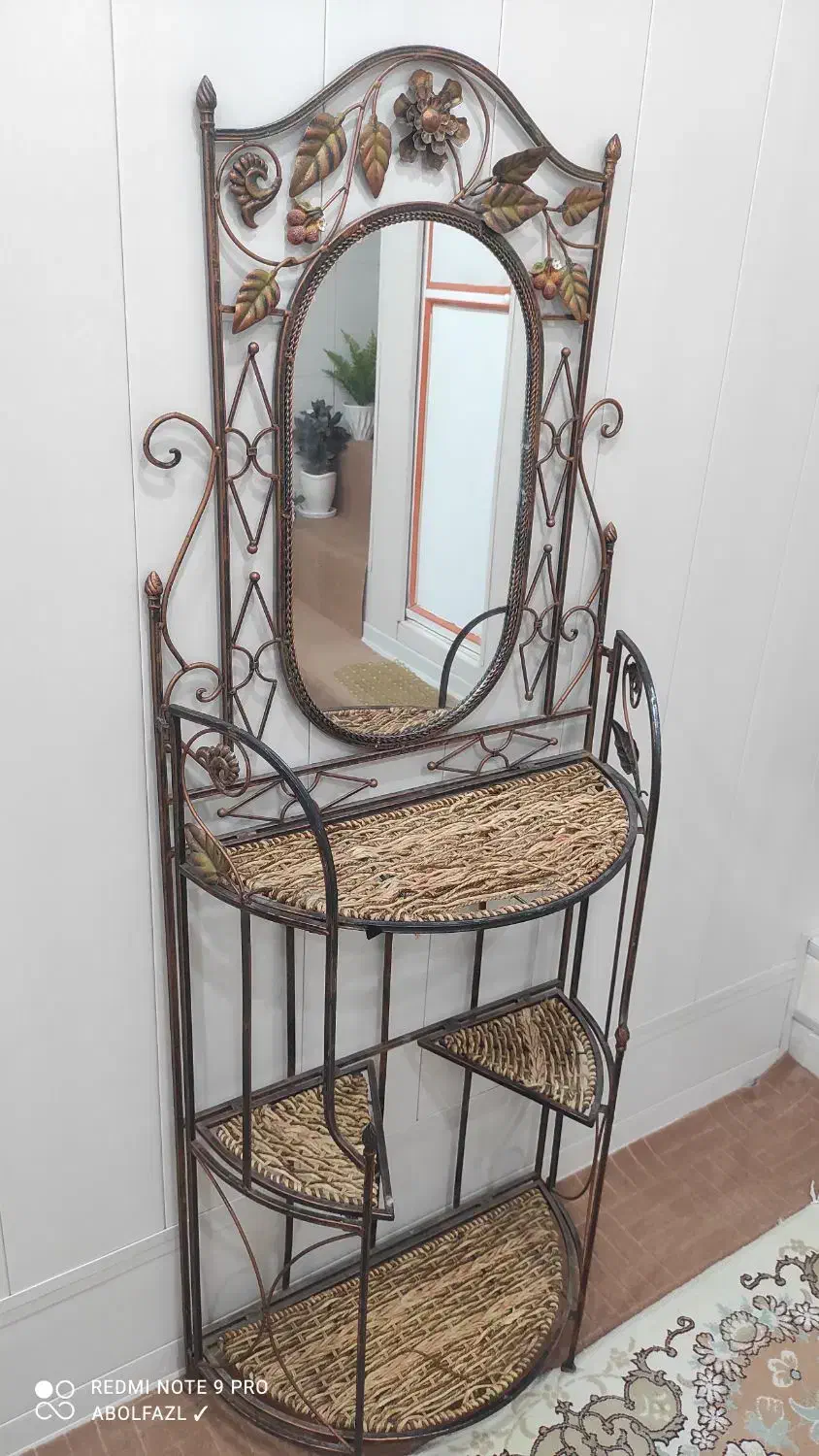 میز آرایش فلزی|آینه|امیدیه, |دیوار