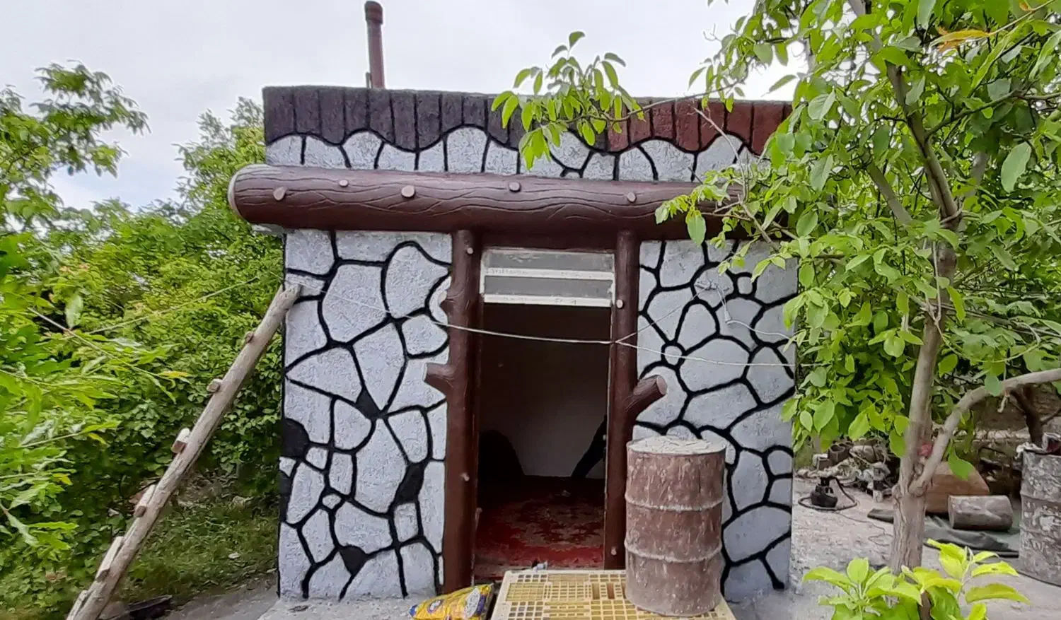 سیمانکاری.بتن ریزی.دیوارچینی مزایک.|خدمات پیشه و مهارت|کرمانشاه, |دیوار