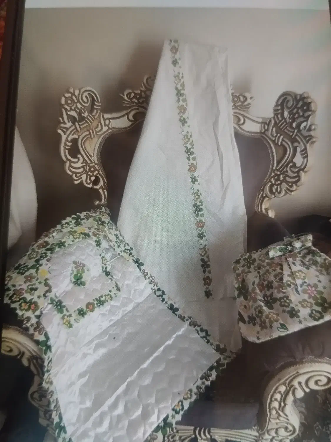 تعدادی لبلاس درحدنوباقیمتی باورنکردنی|لباس|فلاورجان, |دیوار