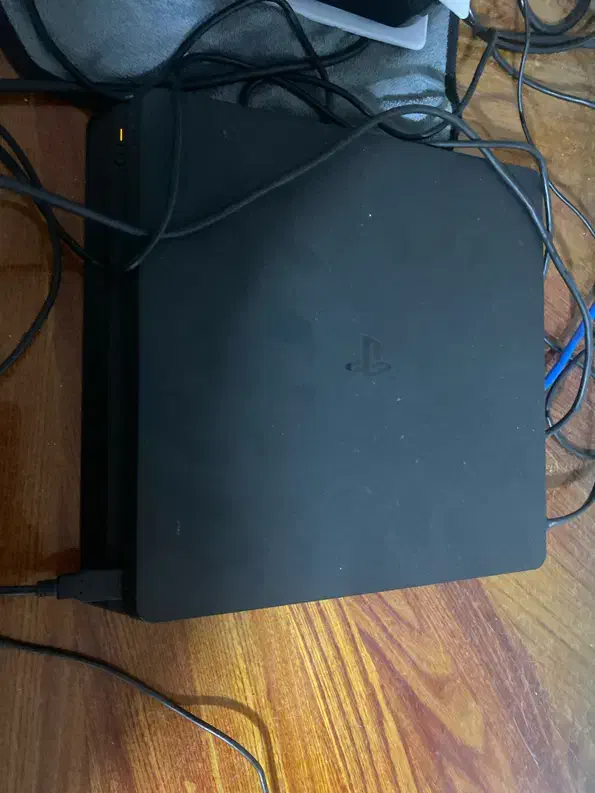 Ps4 slim|کنسول، بازی ویدئویی و آنلاین|بندر گناوه, |دیوار