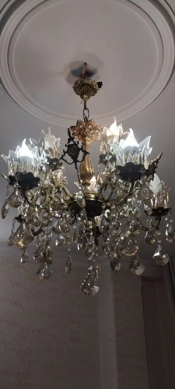 لوستربرنجی|لوستر و چراغ آویز|مهاجران, |دیوار