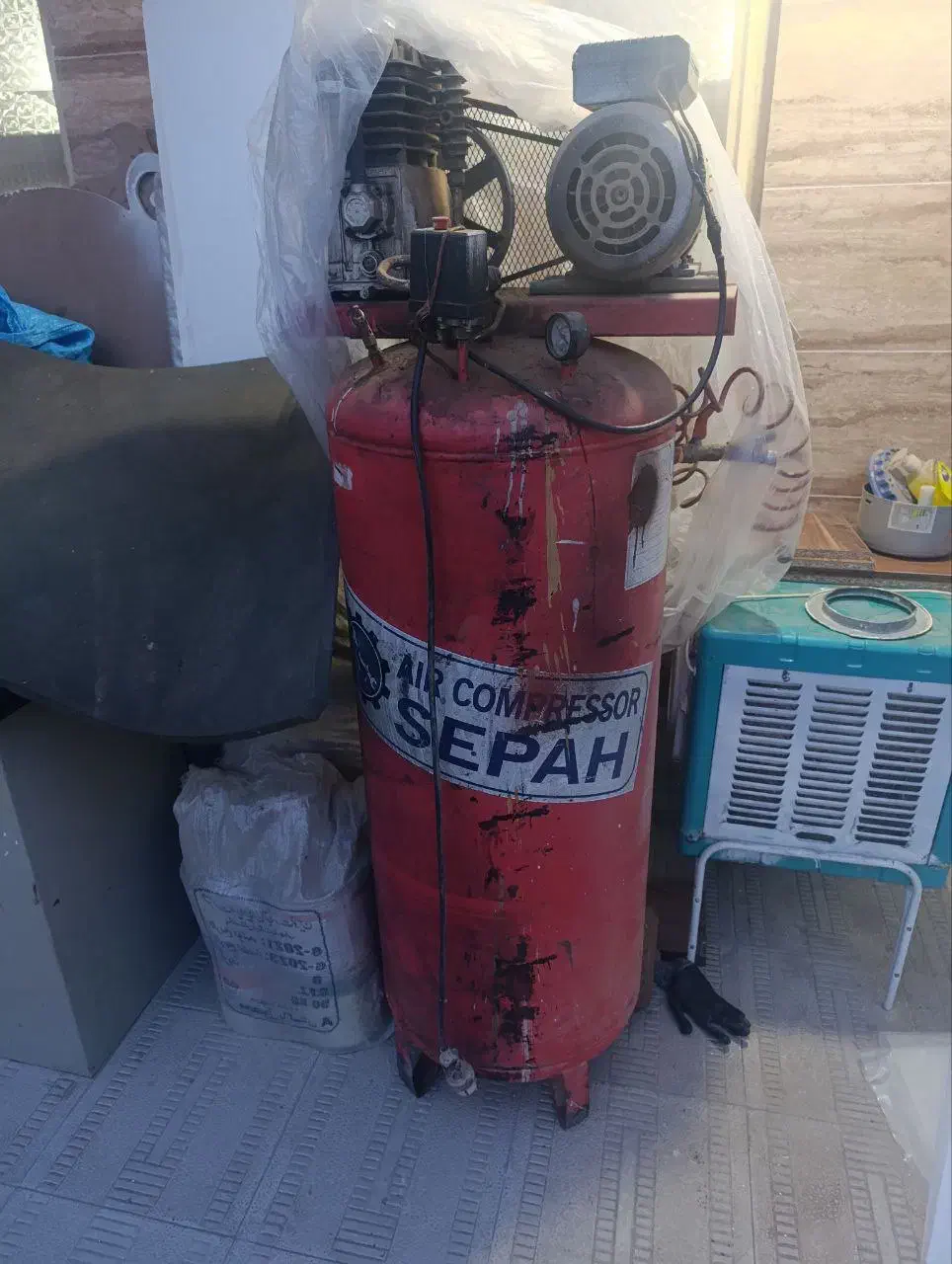 پمپ باد مخزن کلفت و دینام سری قدیما|ابزارآلات|تبریز, |دیوار