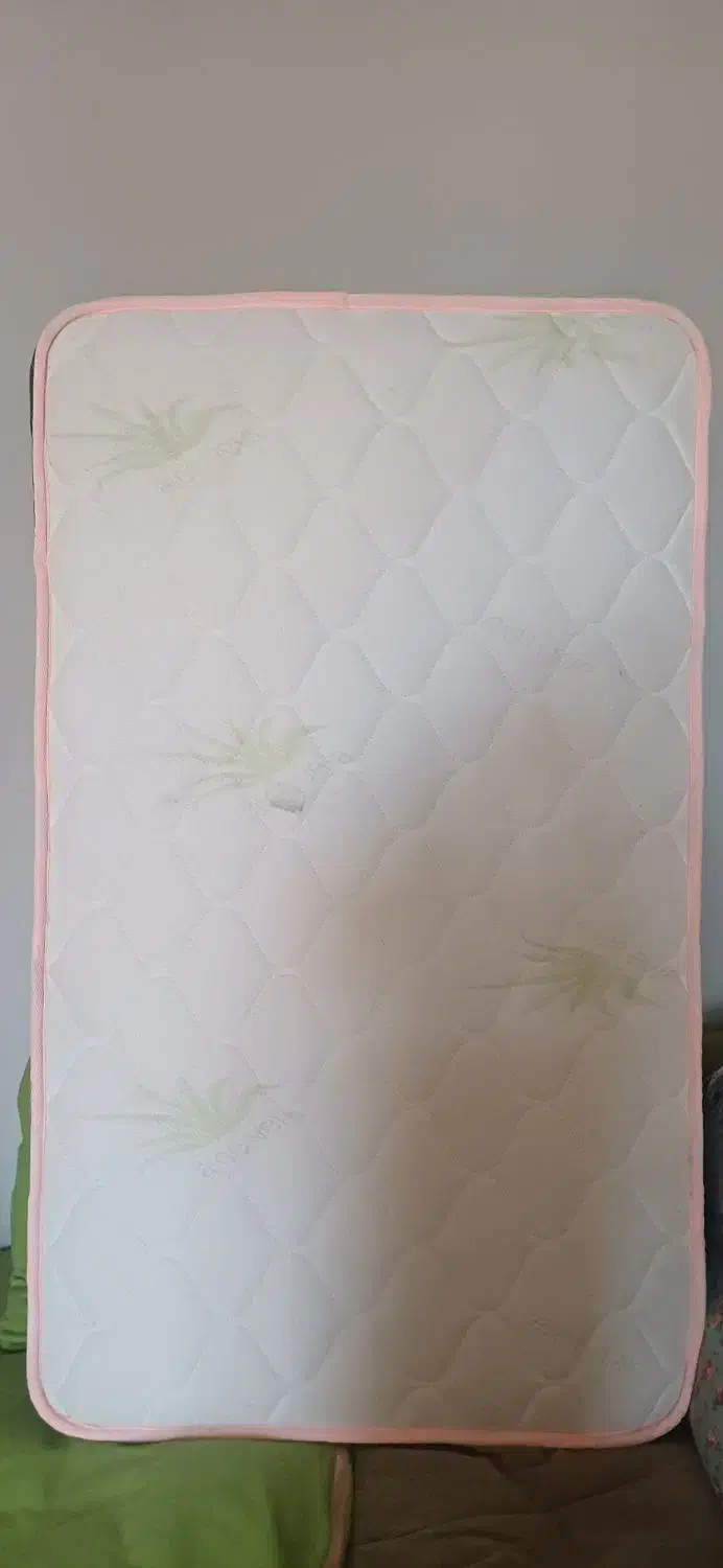 تشک|رختخواب، بالش، پتو|زنجان, |دیوار