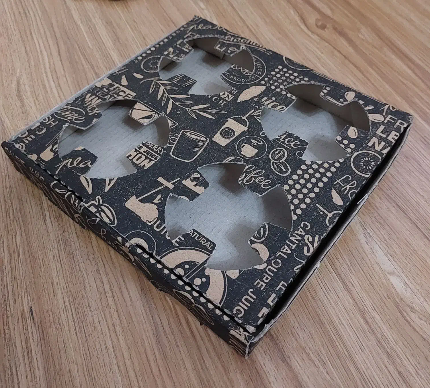 هولدر لیوان ۴تایی|ظروف نگهدارنده، پلاستیکی، یکبارمصرف|رشت, کاکتوس|دیوار