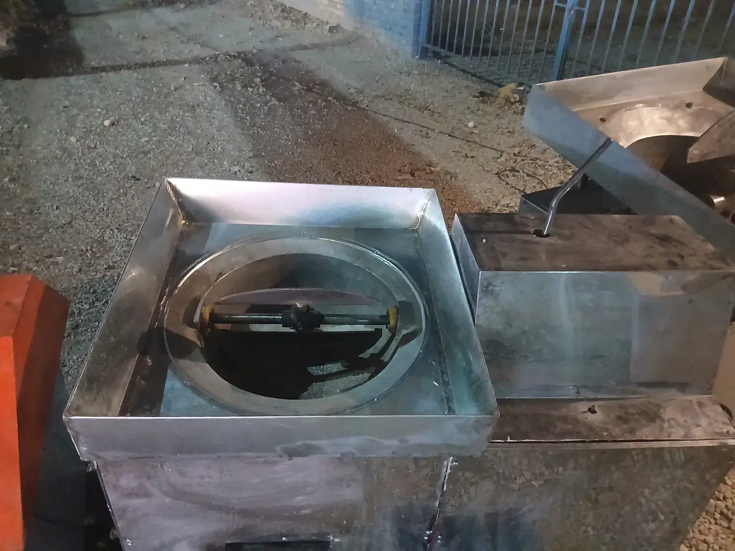 پاتیل گز وسوهان|ماشین‌آلات صنعتی|اصفهان, جلفا|دیوار