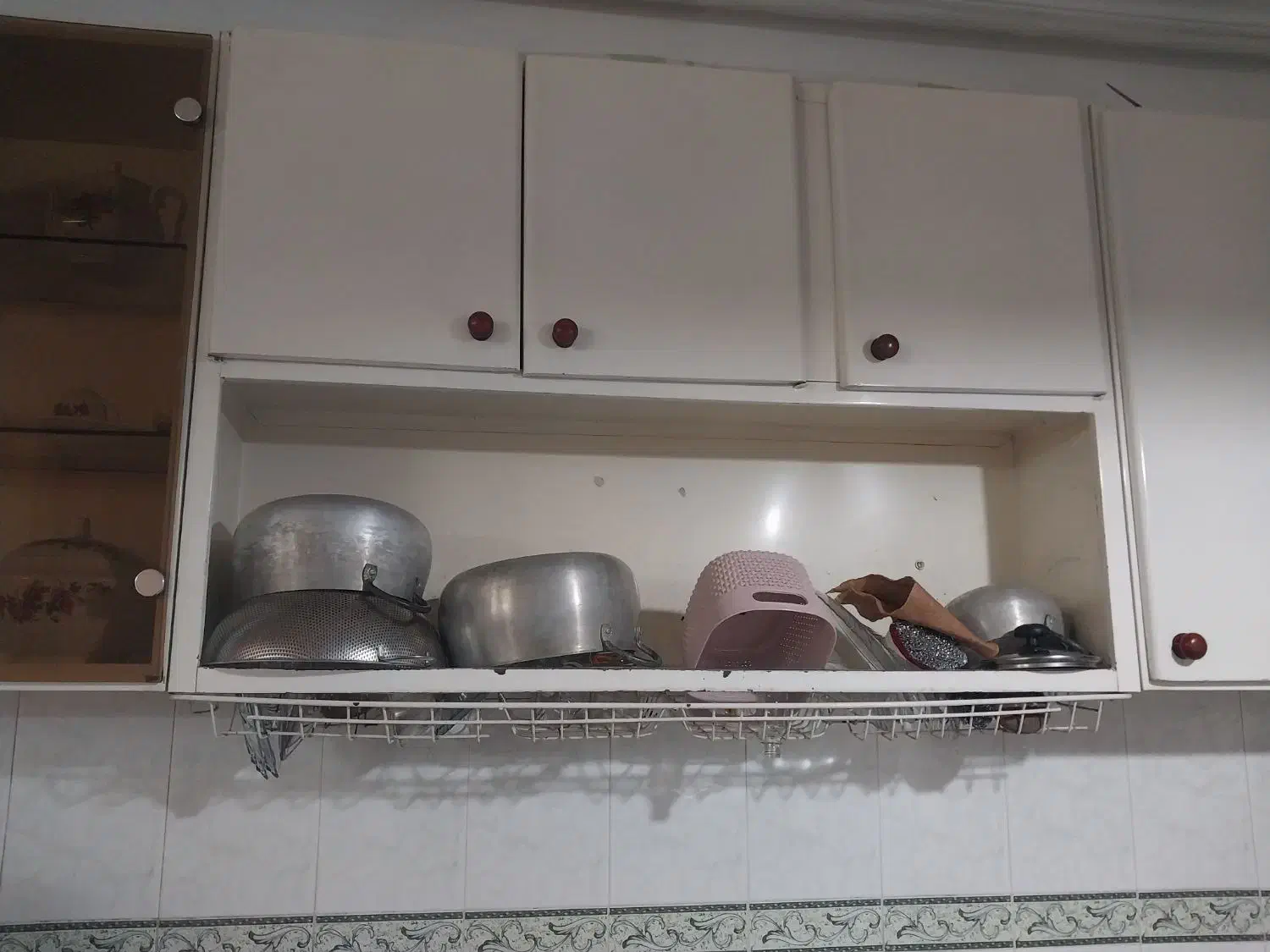 ابچکان و کابینت نظم دهنده|آبچکان و نظمدهنده ظروف|زنجان, |دیوار