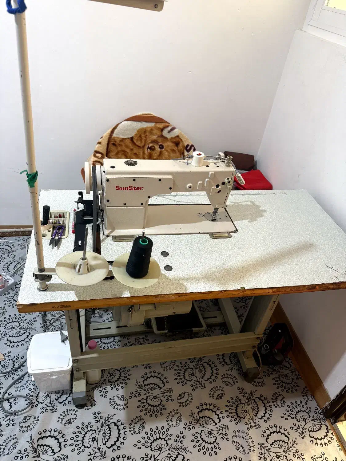 چرخ خیاطی|چرخ خیاطی و ریسندگی|مریوان, |دیوار