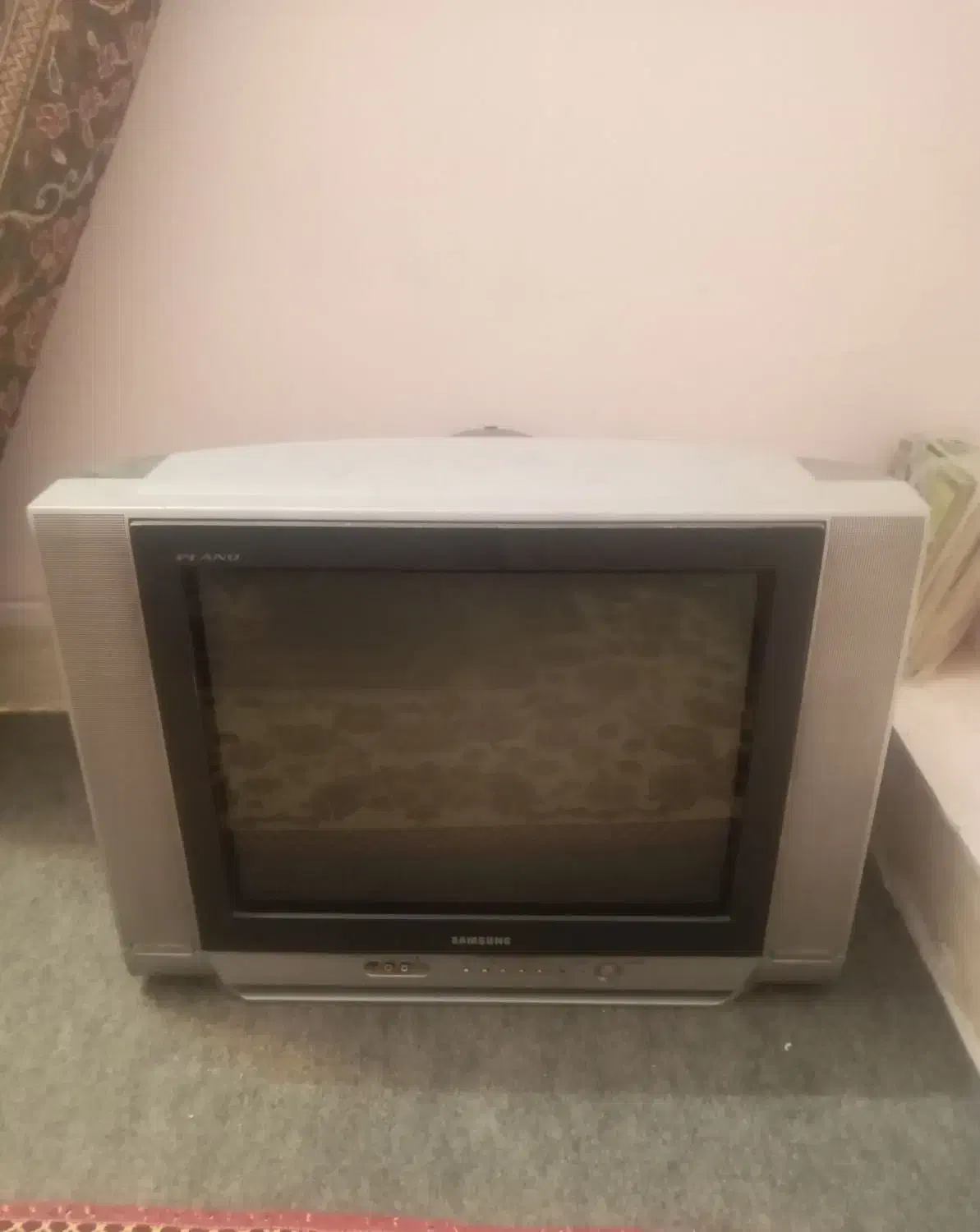 تلویزیون|تلویزیون و پروژکتور|لنجان, |دیوار