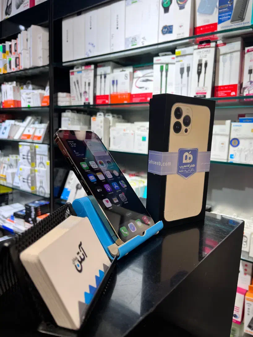 اپل iPhone 13 Pro Max با حافظهٔ ۲۵۶ گیگابایت|موبایل|کرج, فاز ۱ مهرشهر|دیوار