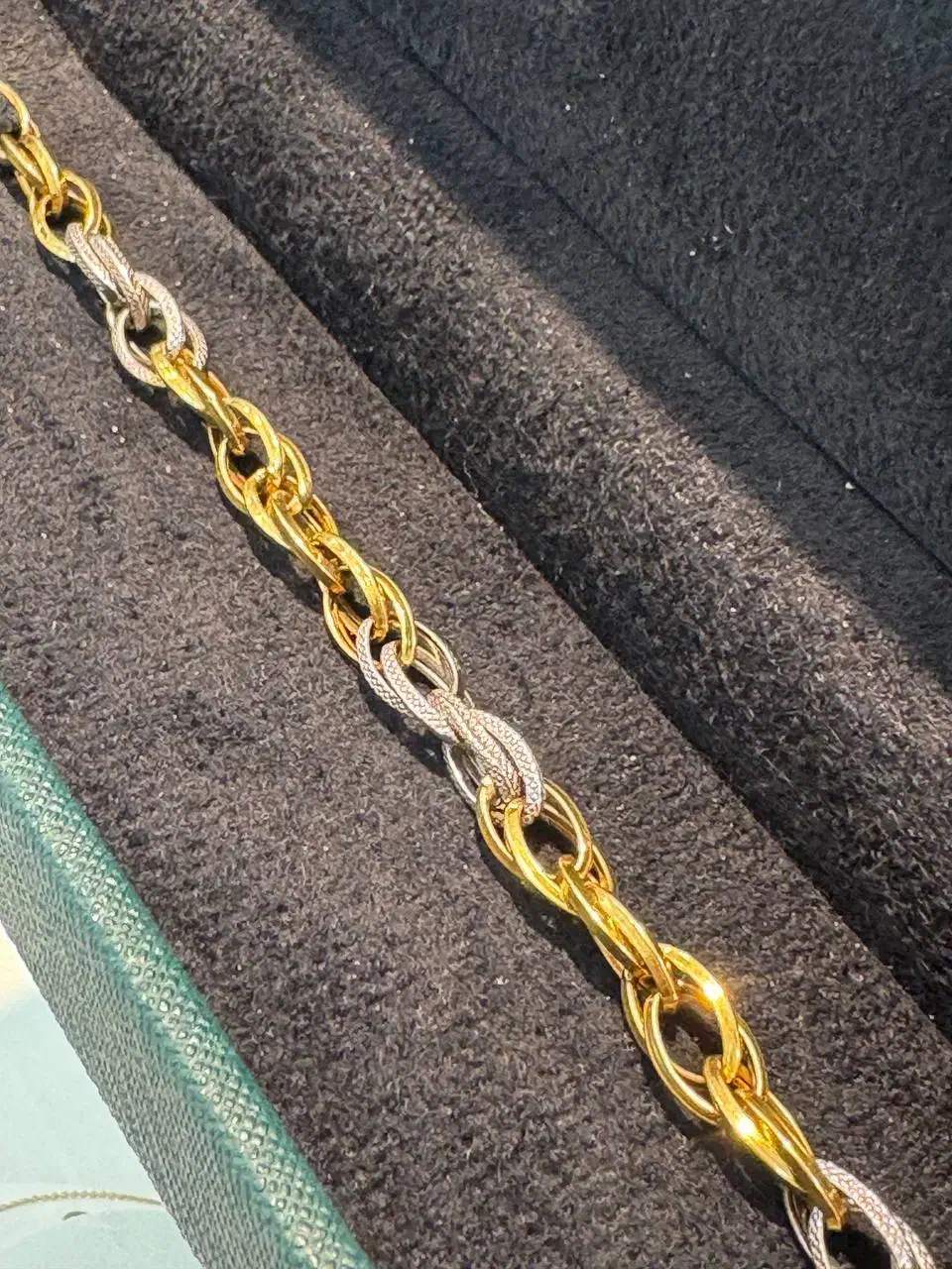 طلای دست دوم بدون اجرت،شیک،ارزان و با فاکتور|جواهرات|بیرجند, |دیوار