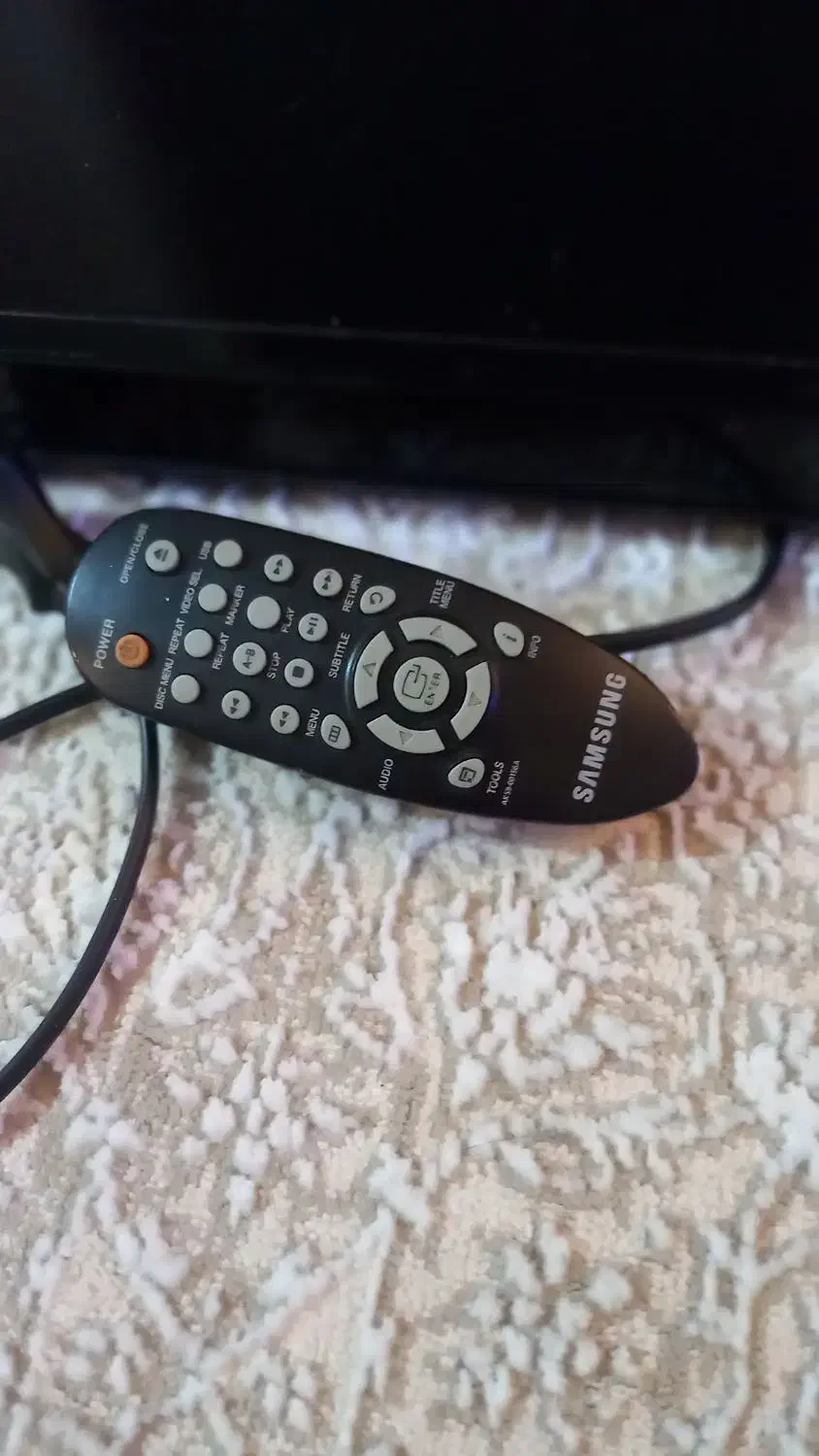 یک دستگاه دی وی دی سامسونگ سالم|پخشکننده DVD و ویدیو|رشت, گلباغ نماز|دیوار