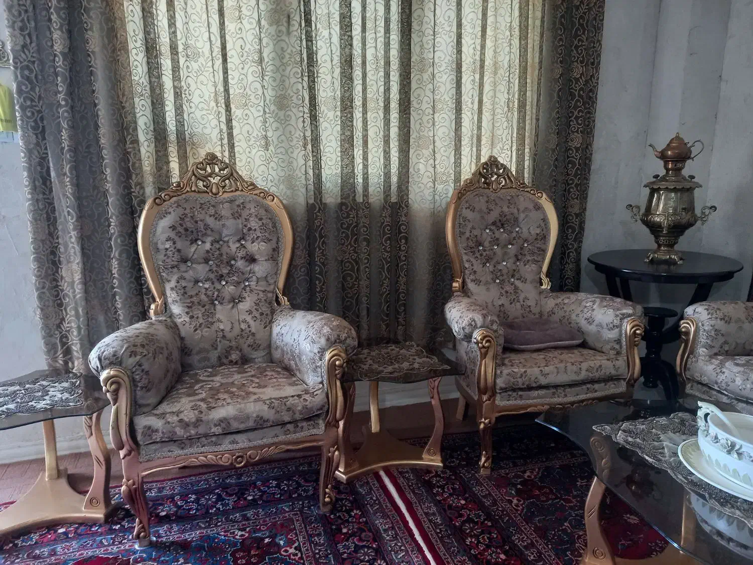 مبل سلطنتی ۹نفره|مبلمان خانگی و میز عسلی|میانه, |دیوار