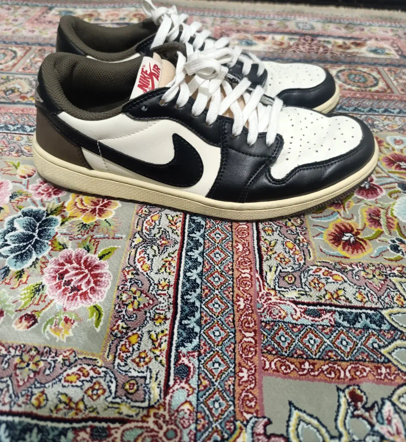 کتونی نایک|کیف، کفش، کمربند|هشتگرد, شهرک دانش|دیوار