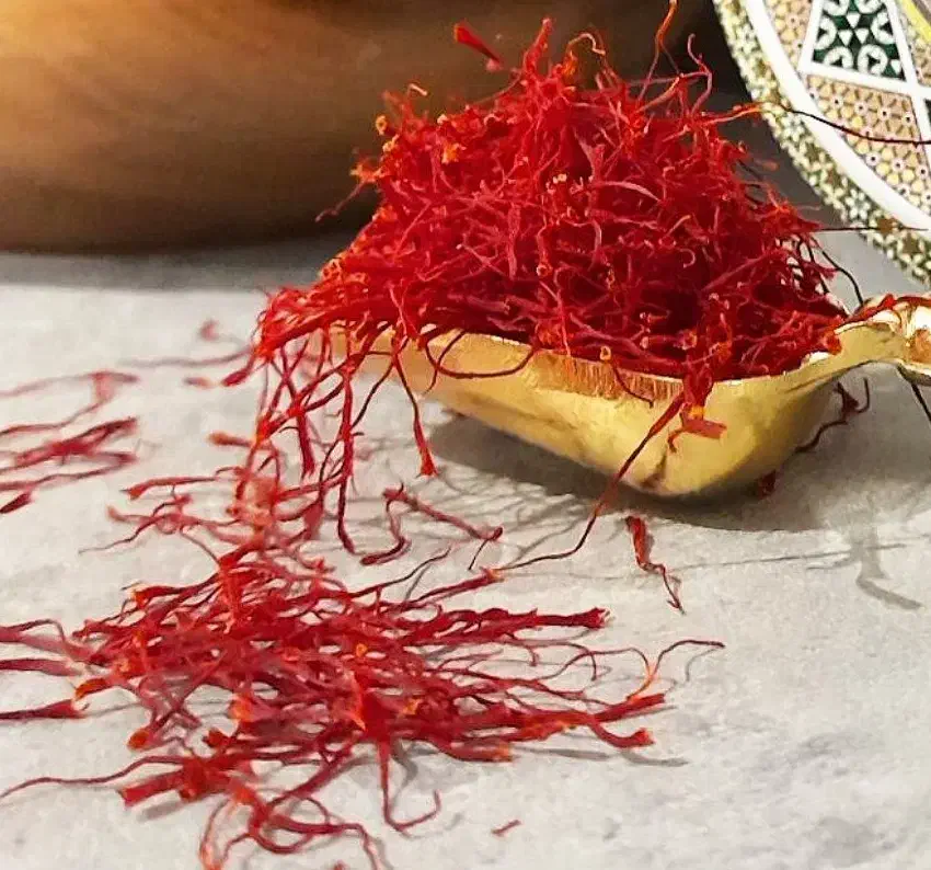 زعفران اصل و درجه یک مشهد|خوردنی و آشامیدنی|اسلامشهر, شهرک مصطفی خمینی|دیوار