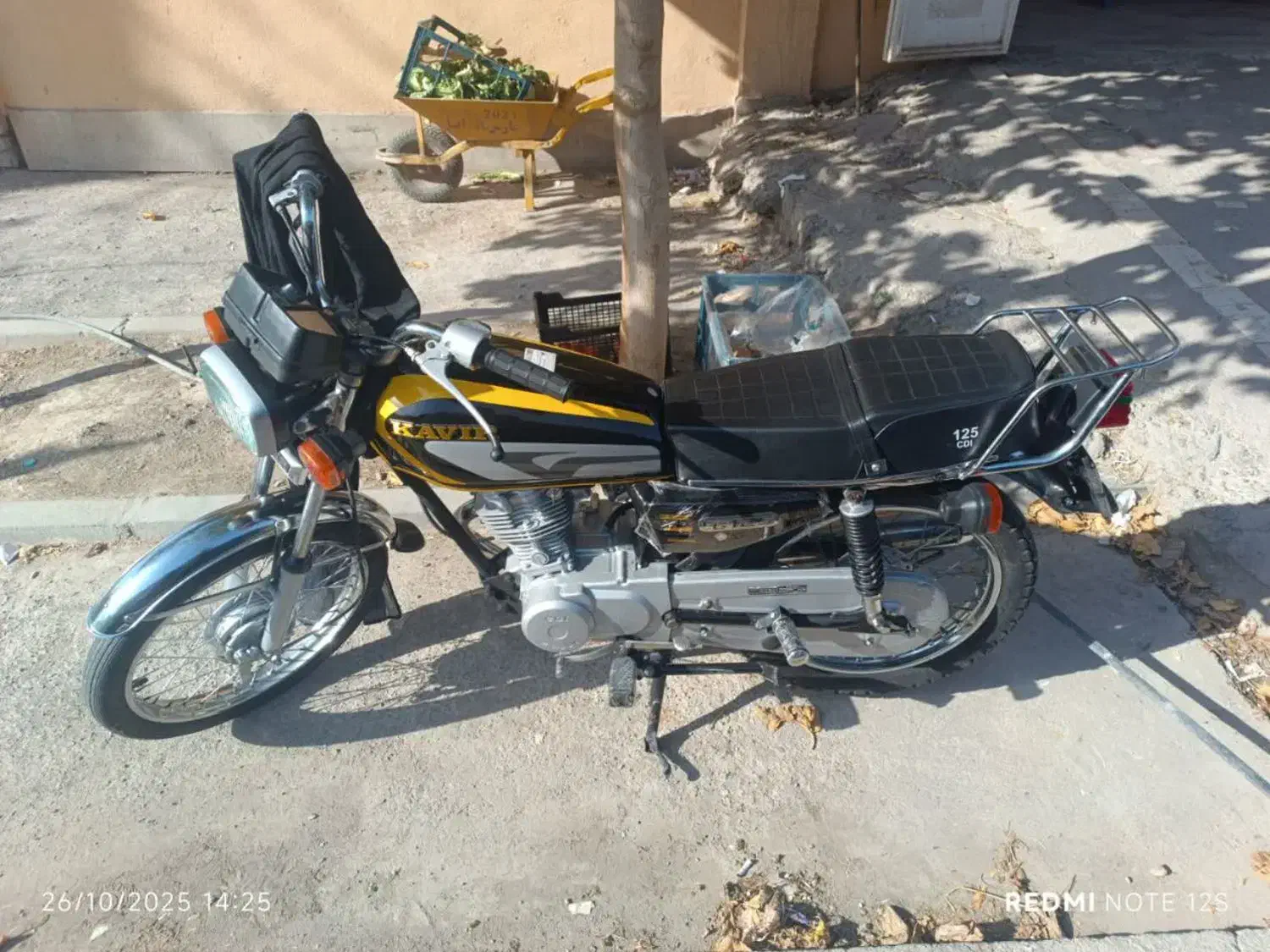 موتورهندا۱۲۵فوق درحدعروسک مدل ۸۲|موتورسیکلت|قم, پردیسان|دیوار