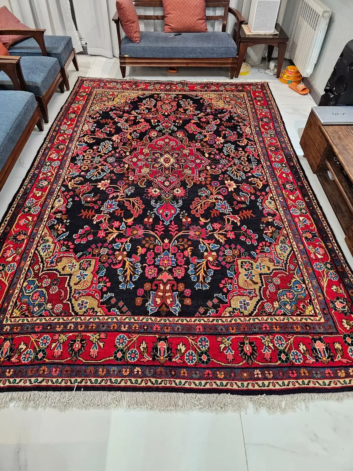 فرش دست بافت 6 متری مهربان همدان|فرش|تهران, بلوار کشاورز|دیوار