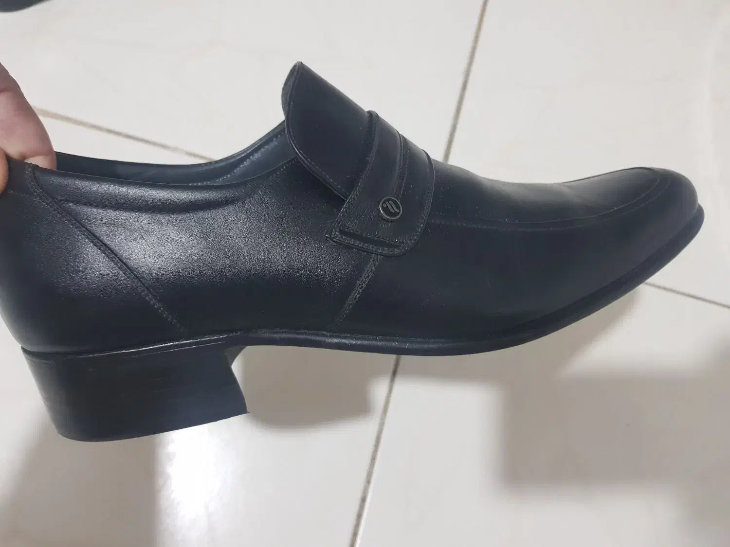 کفش تمام چرم|کیف، کفش، کمربند|اهواز, کوی ملی راه|دیوار