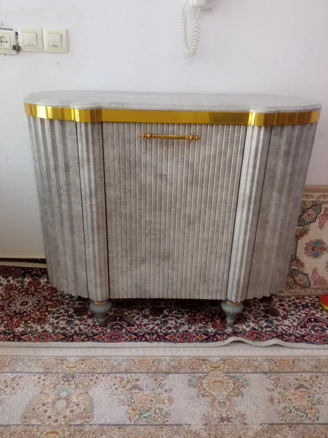 جاکفشی.پا سماوری..پتو بچه تشک بچه.فرش 12متری|جاکفشی، کمد، دراور|کرمانشاه, |دیوار