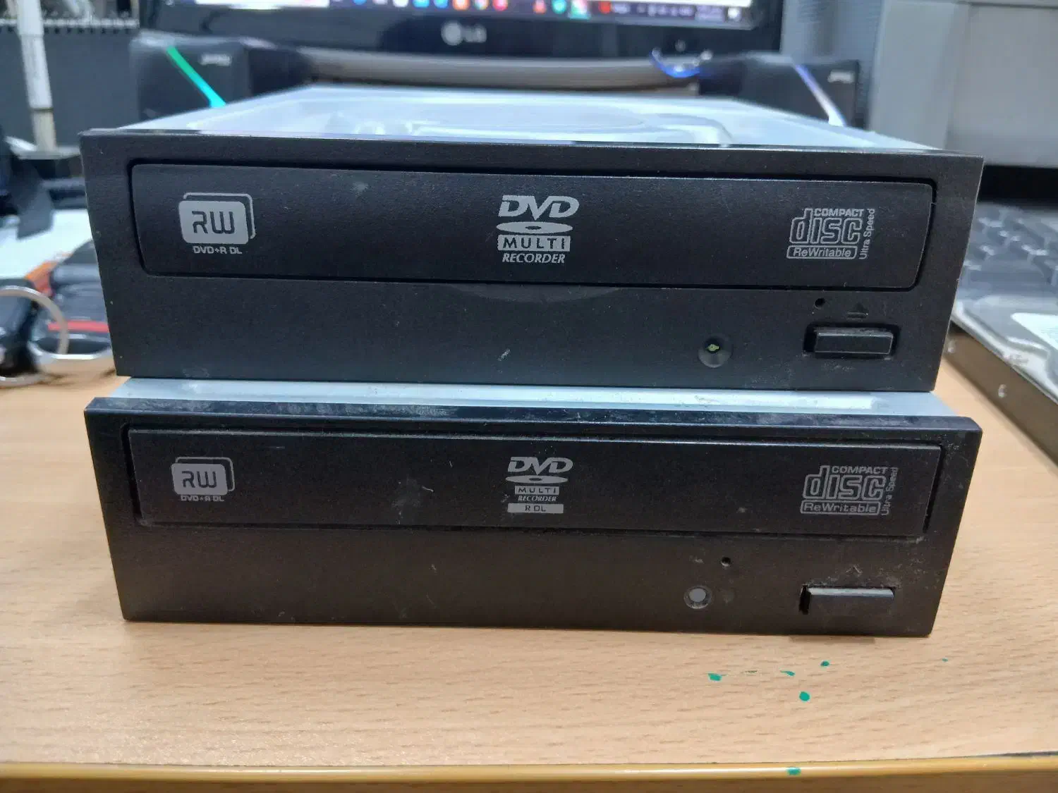 اقلام کامپیوتری|قطعات و لوازم جانبی رایانه|نجف‌آباد, یزدانشهر|دیوار