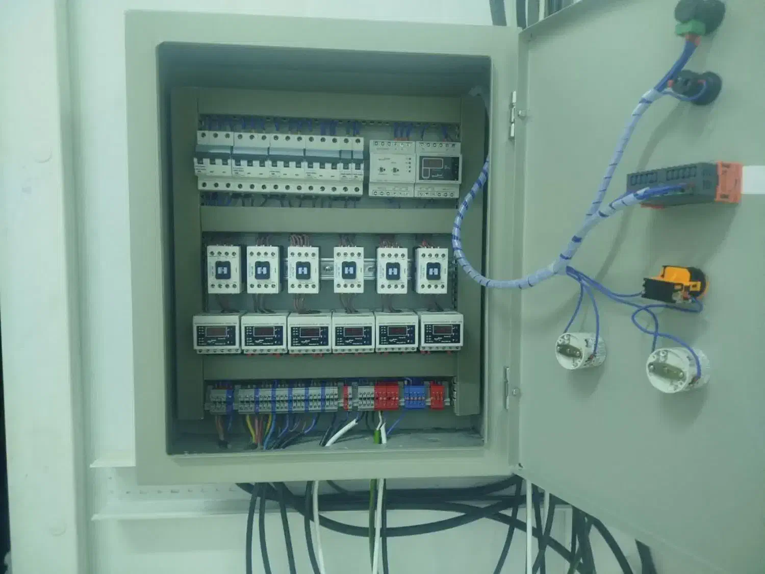 استخدام برقکار|استخدام صنعتی، فنی، مهندسی|شاهین‌شهر, فردوسی|دیوار