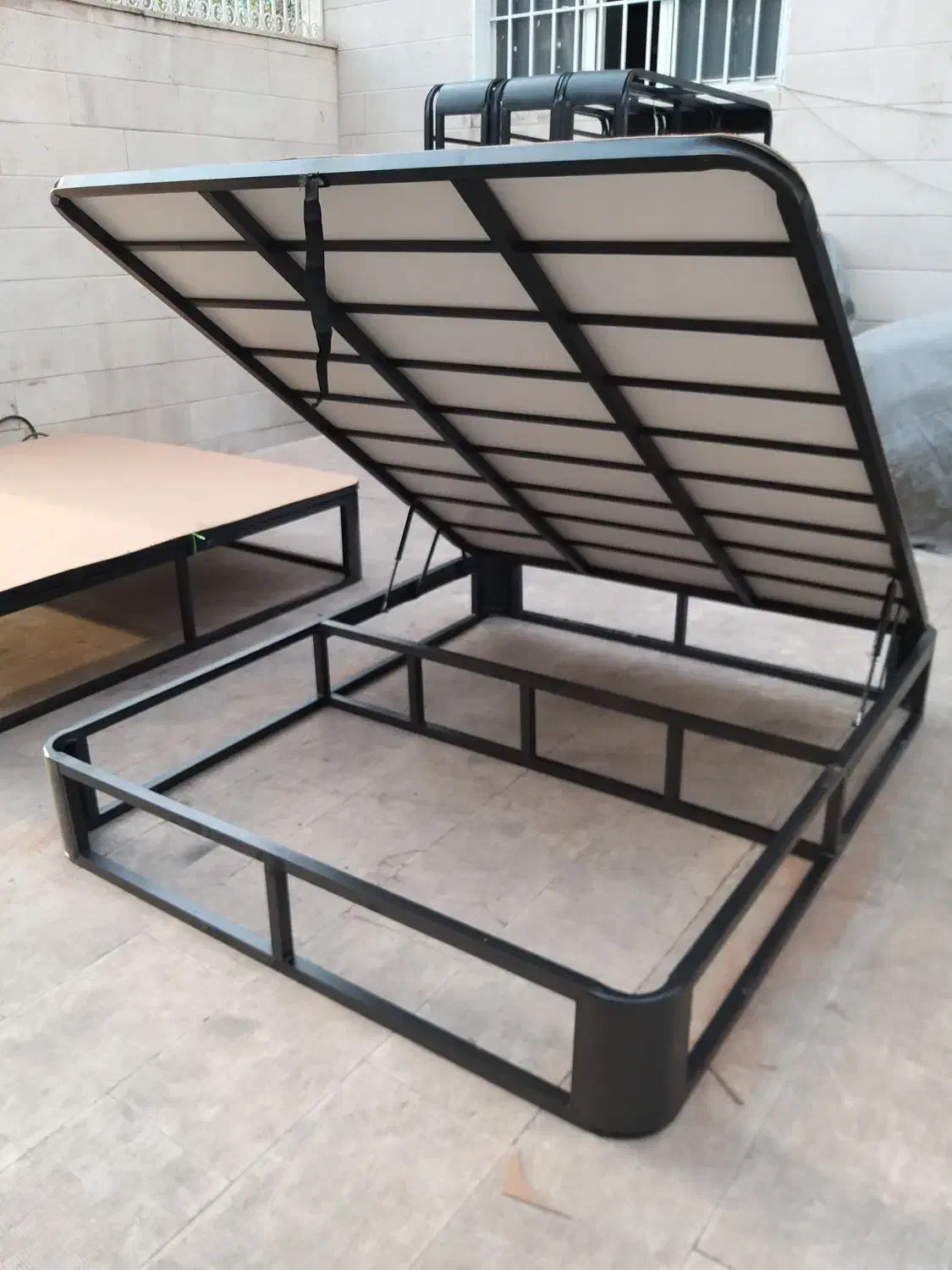 پایه فلزی ۱۶۰ و ۱۸۰ کفی جکدار با فیبر ۳ میل|تخت و سرویس خواب|تهران, علم و صنعت|دیوار