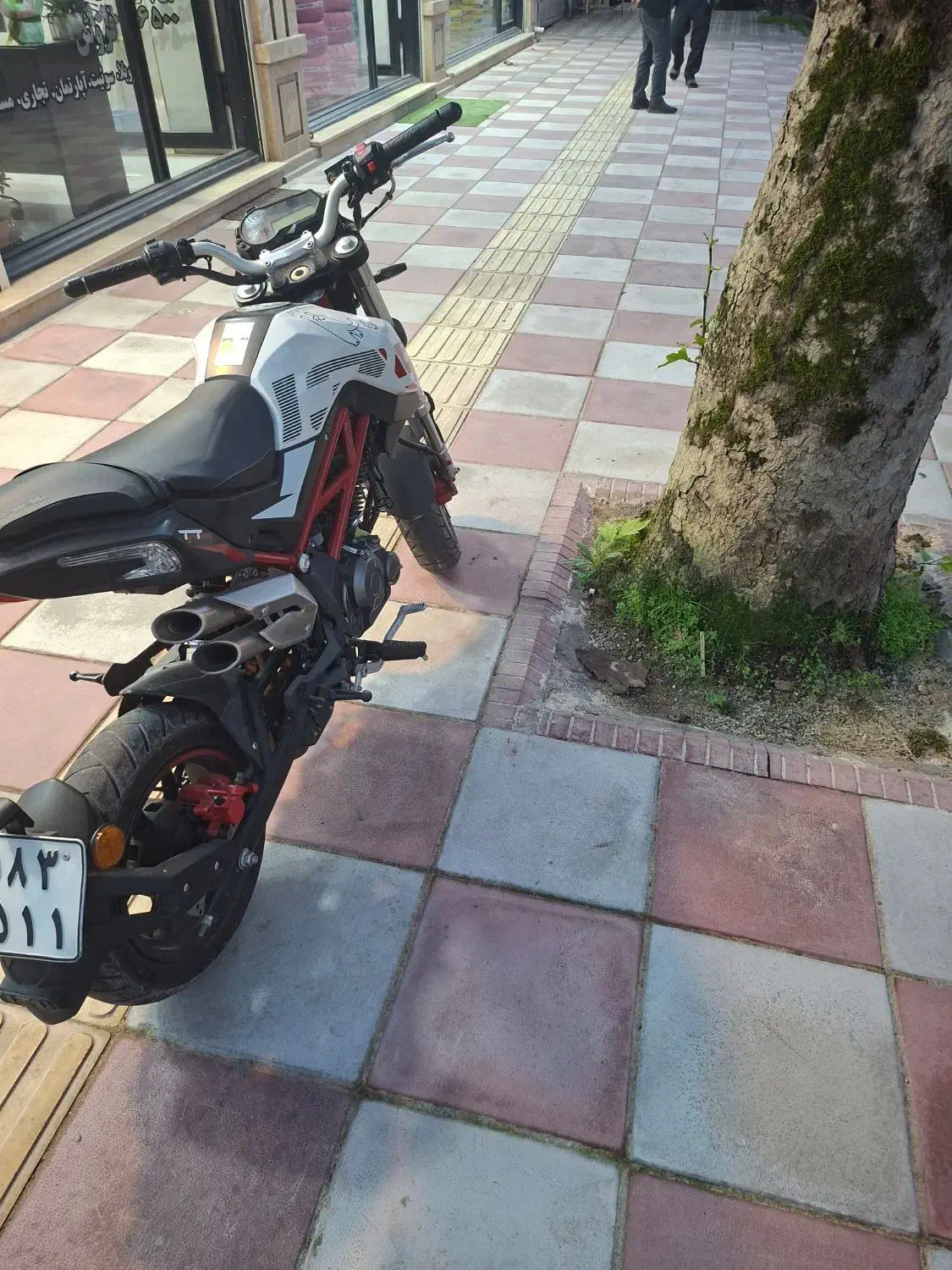 بنلی تی ان تی ۱۳۵|موتورسیکلت|صومعه‌سرا, |دیوار