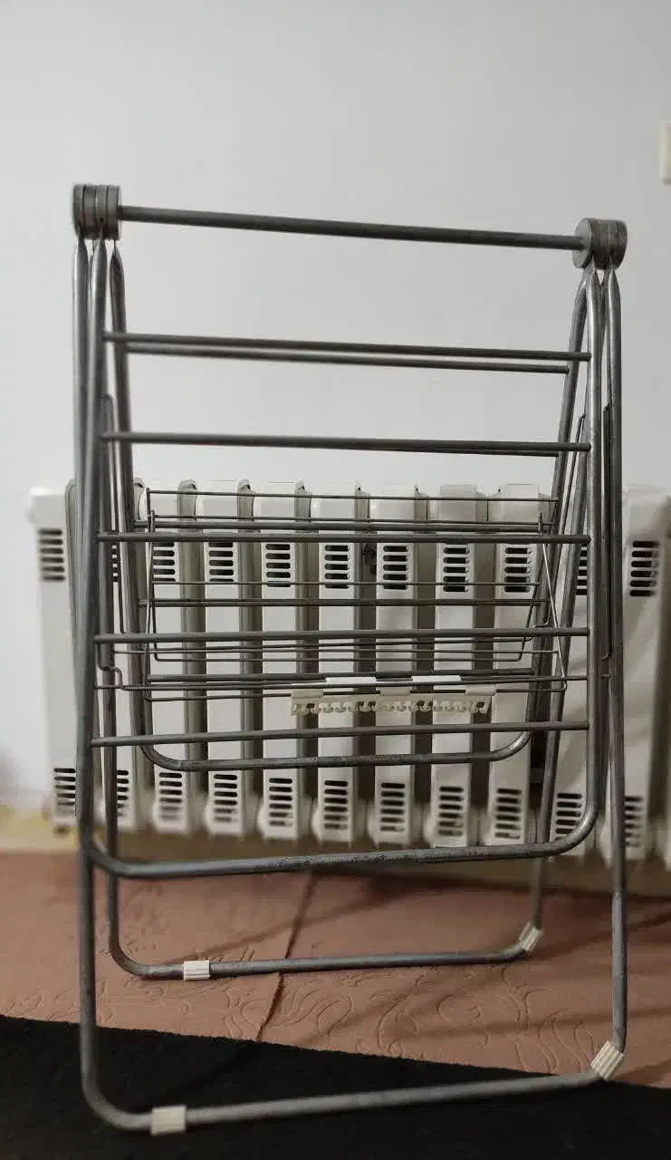 اجاق گاز،جاکفشی،بوفه،بندرخت فقط دویست هزار تومان|جاکفشی، کمد، دراور|یزد, |دیوار