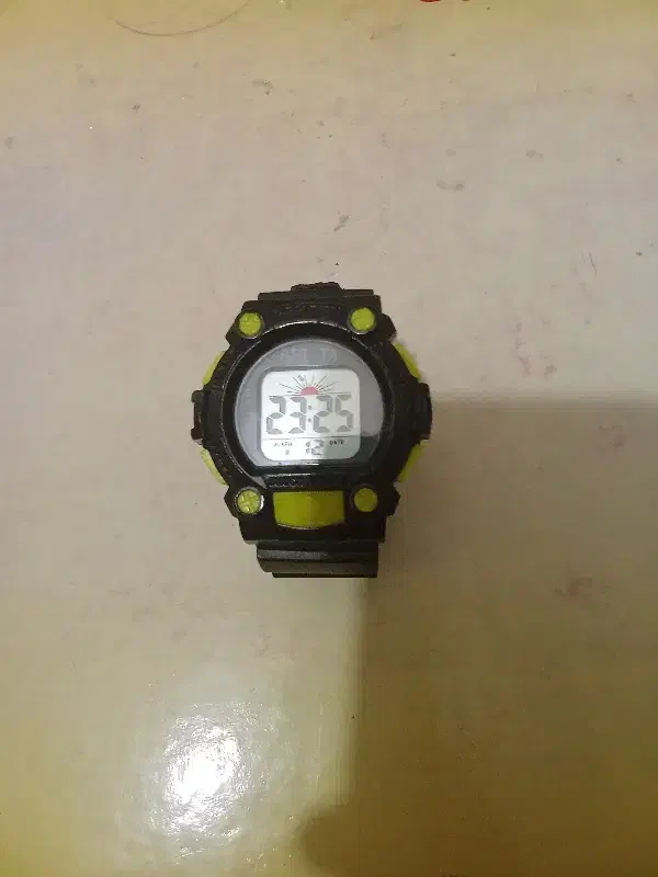 ساعت مچی دیجیتالی|ساعت|الیگودرز, |دیوار