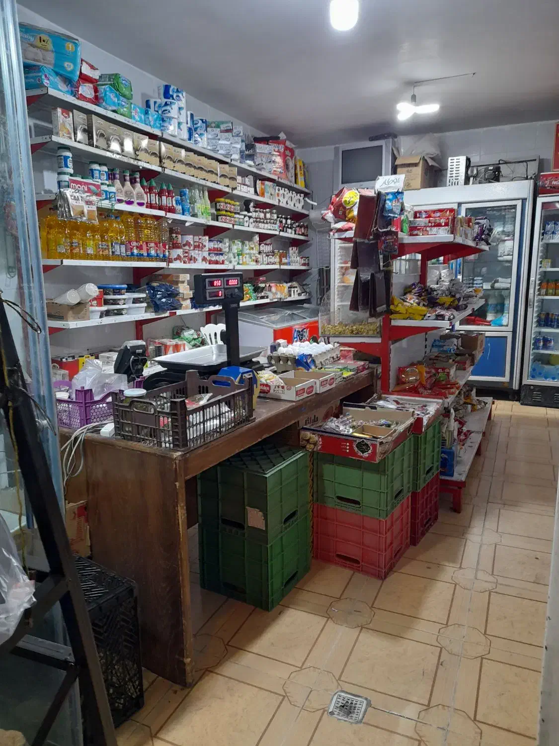 فروش سوپرمارکت باتمامی امکانات بصورت یکجا گلدشت|فروشگاه و مغازه|خرمآباد, |دیوار