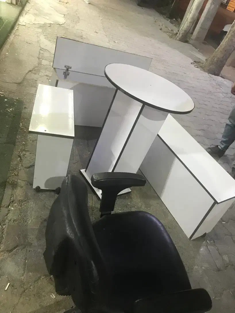 میز و صندلی|مبلمان خانگی و میز عسلی|خرم‌آباد, |دیوار