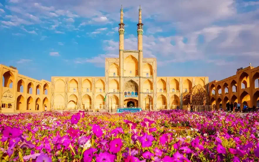 تور شیراز / تور یزد ریلی ۳ روزه|تور و چارتر|تهران, جمال‌زاده|دیوار