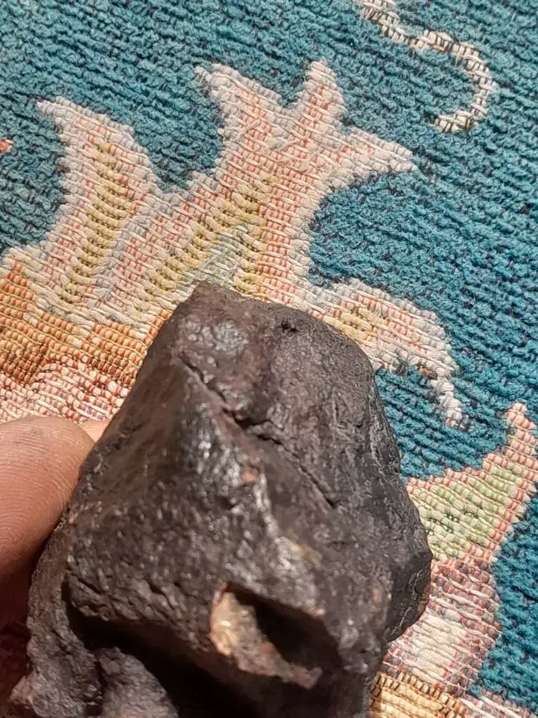 شهاب سنگ جذب داره ازبیان پیداکردم|جواهرات|زاهدان, |دیوار