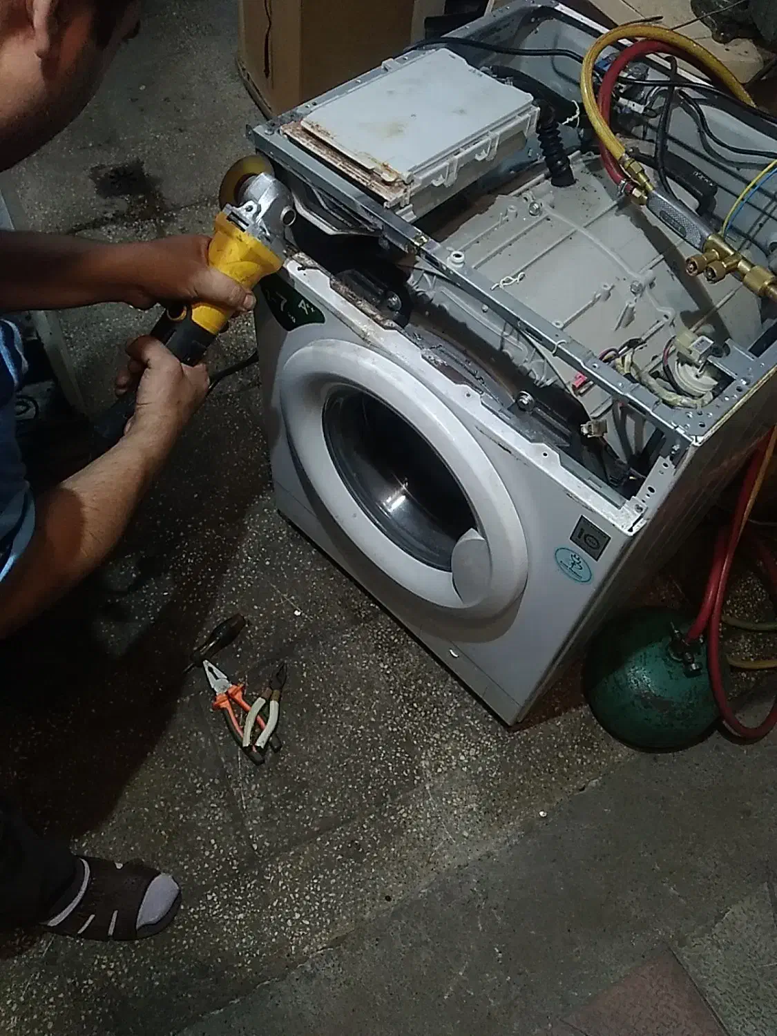 تعمیر لباسشویی یخچال کولر ظرفشویی پکیج و...|خدمات پیشه و مهارت|قائم‌شهر, |دیوار