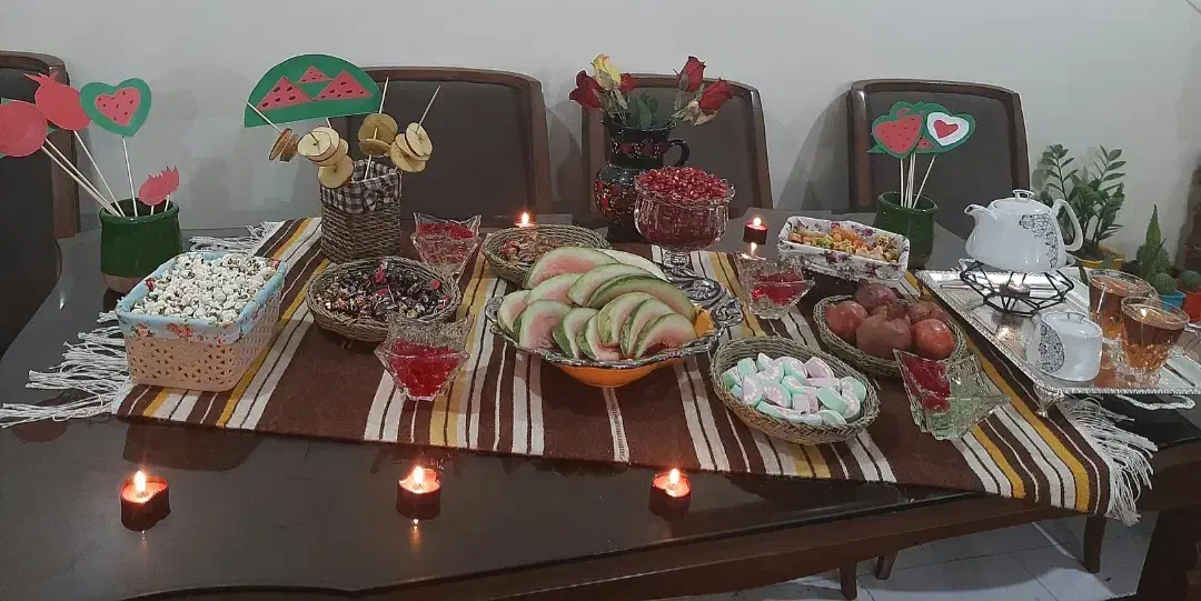 میز ناهار خوری|میز و صندلی غذاخوری|شوشتر, |دیوار