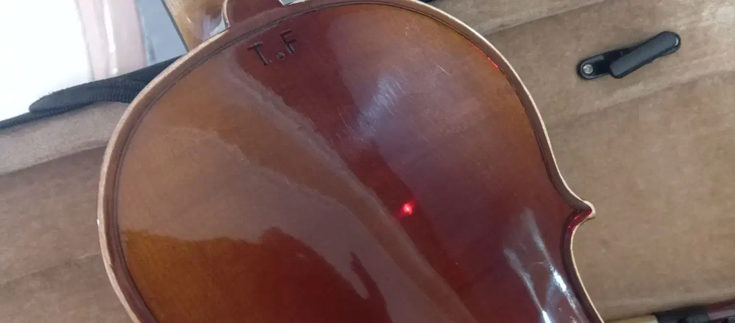 ویلون|ویولن|تهران, آجودانیه|دیوار