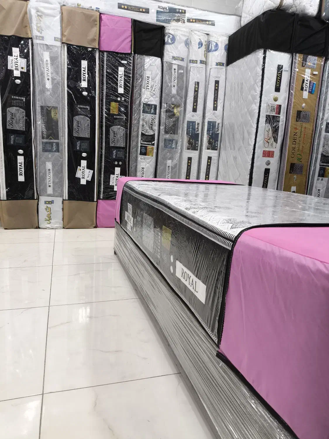 مدل سوپر پرادا تولید به مصرف تشک رویال/طبی و فنری|تشک تختخواب|قم, محمد آباد|دیوار