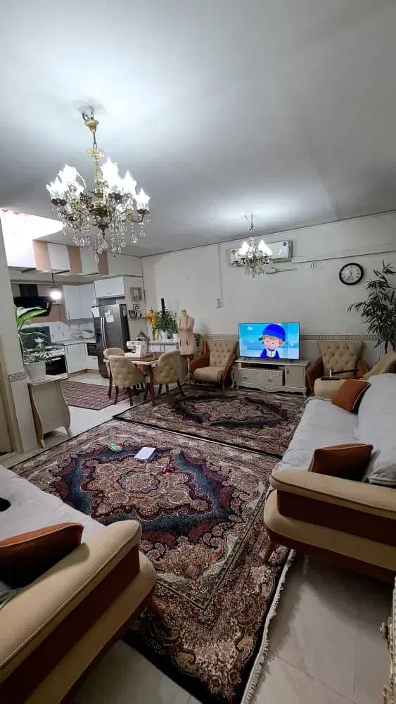 ویلایی تروتمیز باز سازی شده|فروش خانه و ویلا|صباشهر, |دیوار