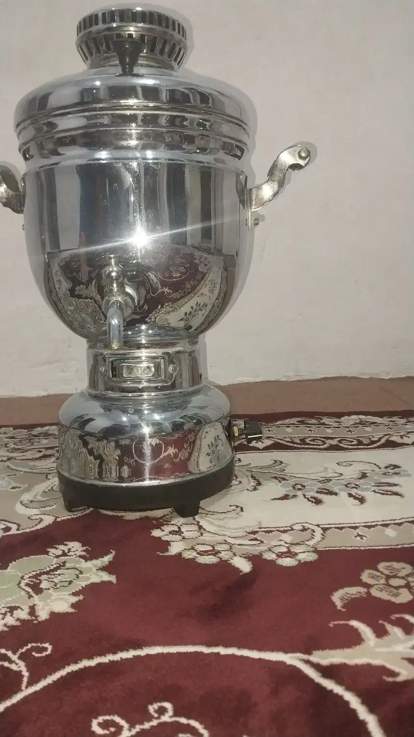 سماور گازی خانگی  . سالم و تمیز.  مارک معتبر غفاری|سماور، چای‌ساز، قهوه‌ساز|میانه, |دیوار