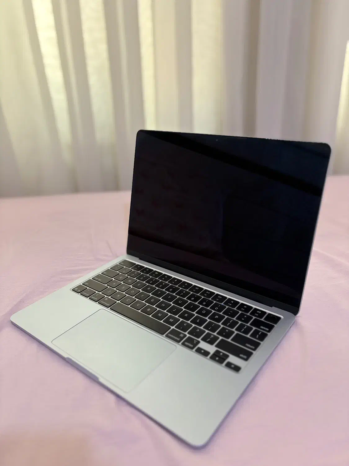 MacBook Air M4|رایانه همراه|قم, نخودی|دیوار