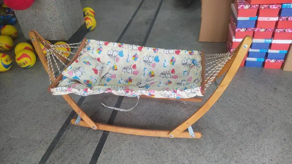 گهواره|اسباب و اثاث بچه|اشنویه, |دیوار