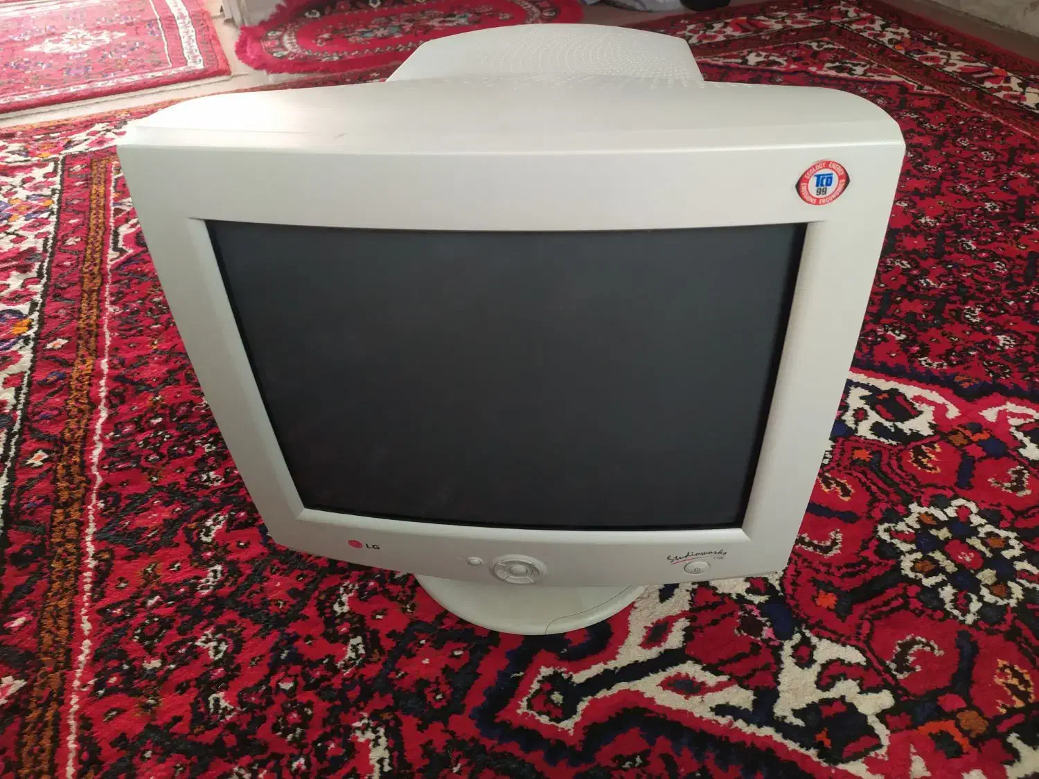 مانیتور لامپی LG|قطعات و لوازم جانبی رایانه|ملایر, |دیوار