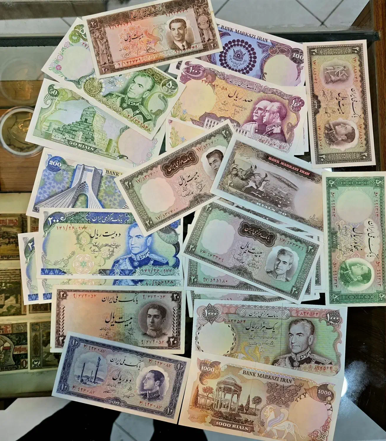*خرید وفروش انواع اسکناس پهلوی جمهوری خارجی*|کلکسیون سکه، تمبر، اسکناس|شیراز, وصال|دیوار