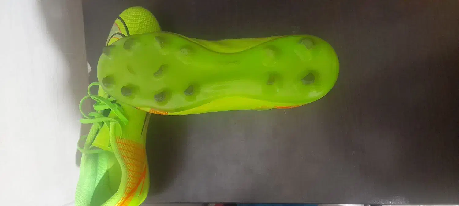 دو عدد استوک فوتبال|کیف، کفش، کمربند|کرج, المهدی|دیوار