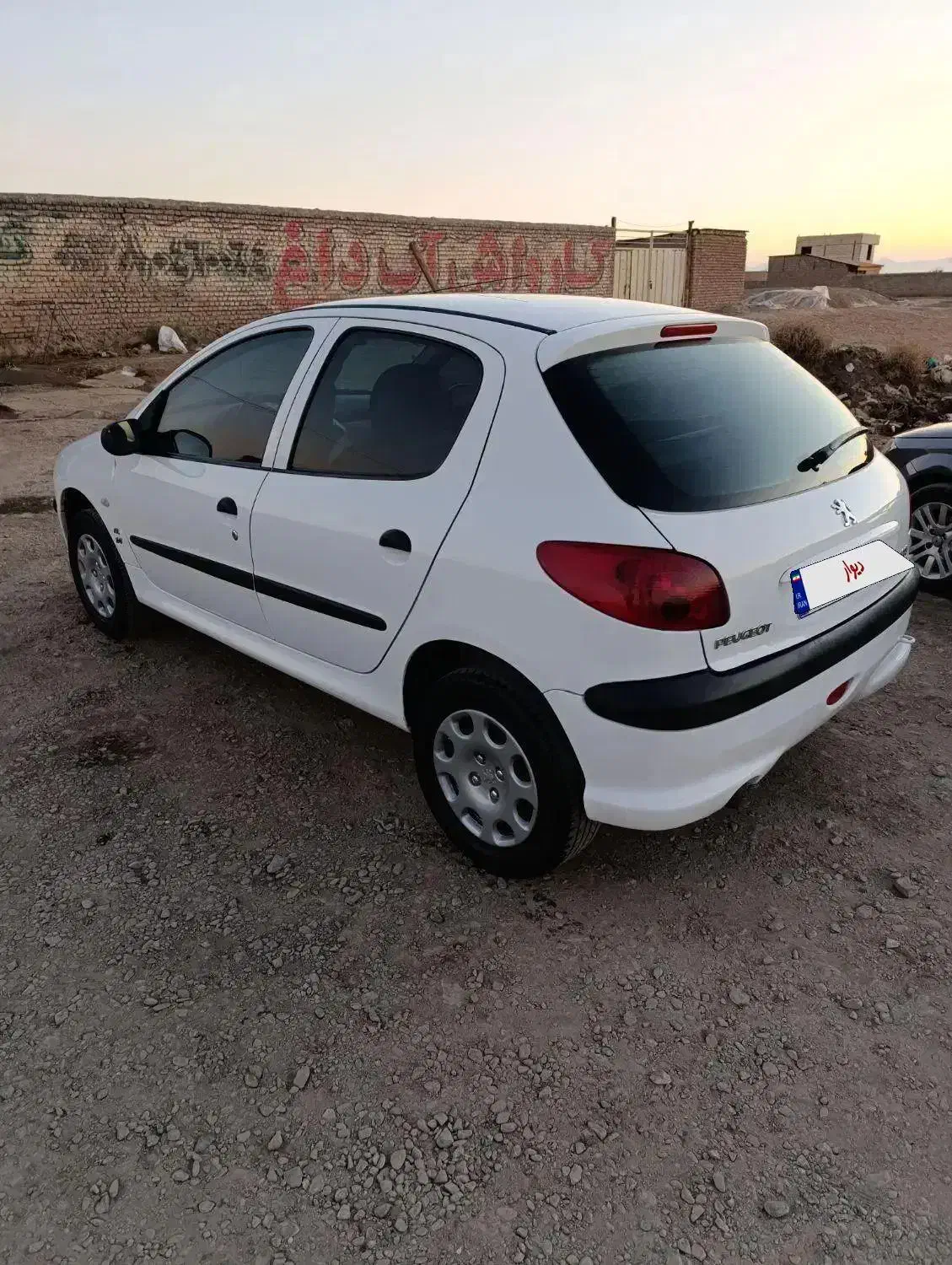 ۲۰۶ مدل ۹۱ لاکاغذی|خودرو سواری و وانت|نیشابور, بلوار گلها|دیوار