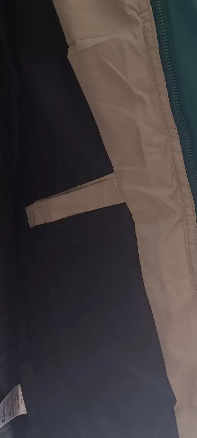 کاپشن|لباس|کرمان, |دیوار