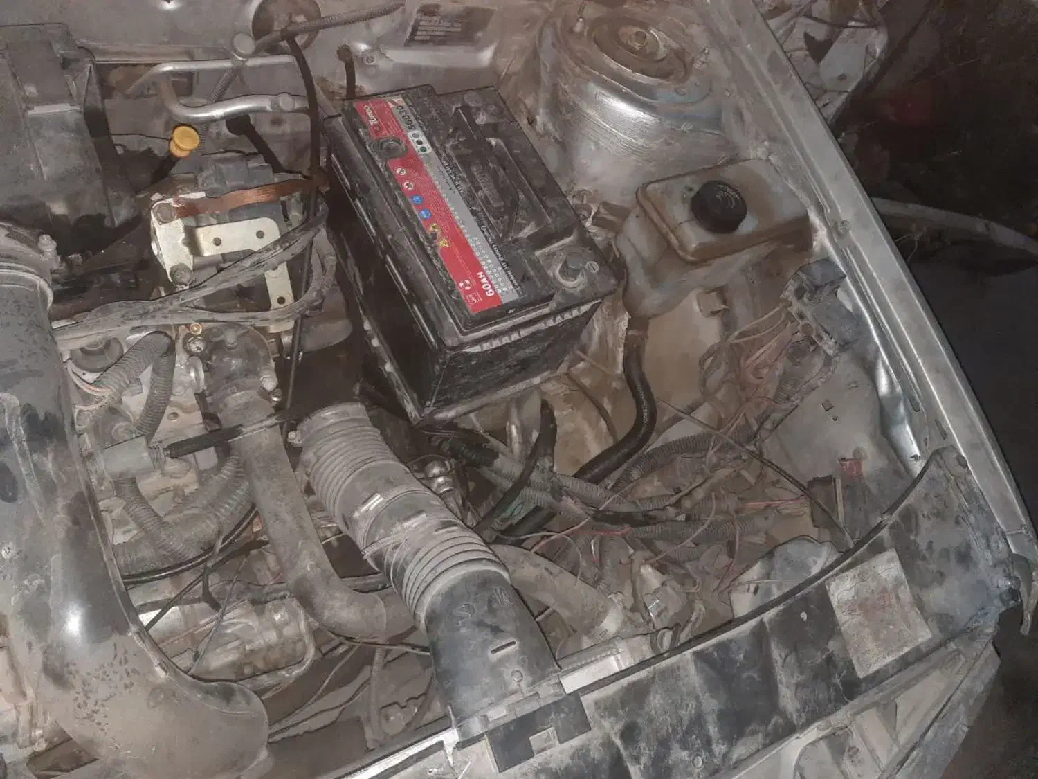 پژو ۴۰۵ مدل۸۷ تصادفی|خودرو سواری و وانت|شهریار, شهریار|دیوار